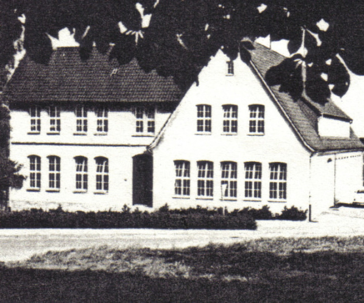 1887 - 1975 Schule an der Großdornberger Str.